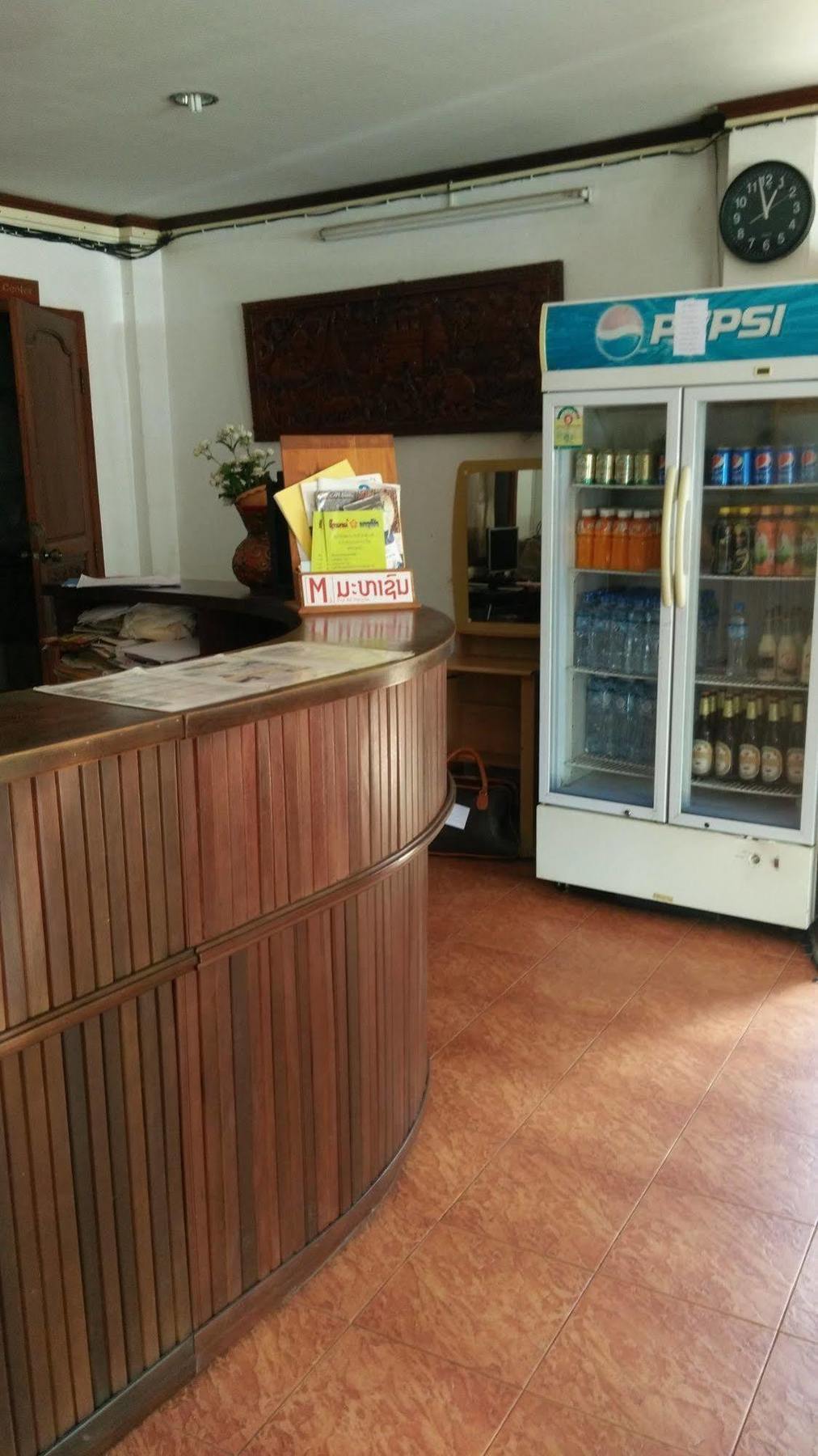 Chanthasom Guesthouse Ban Nongdouang 外观 照片